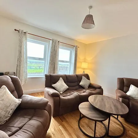 Relax In Spacious Style With Stunning Views- Drim Malin Head