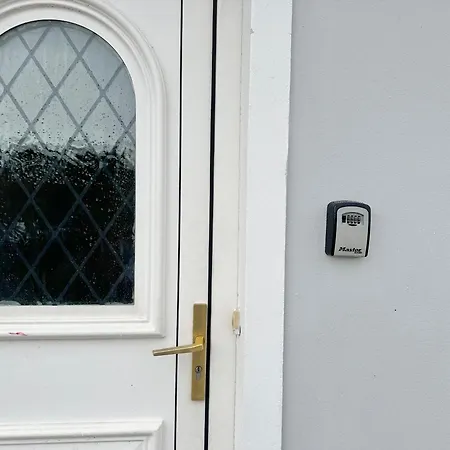 Relax In Spacious Style With Stunning Views- Drim