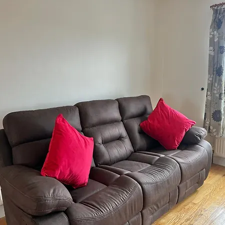 Relax In Spacious Style With Stunning Views- Drim Malin Head