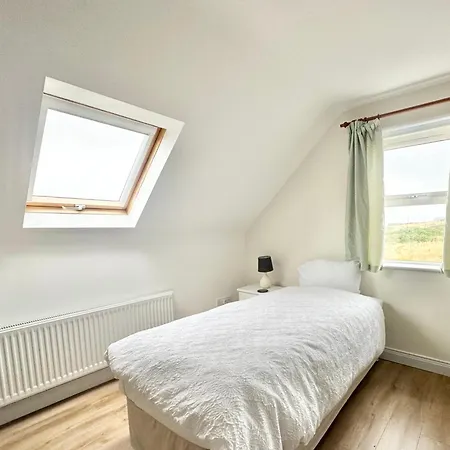 Relax In Spacious Style With Stunning Views- Drim Malin Head