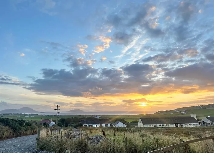 Relax In Spacious Style With Stunning Views- Drim